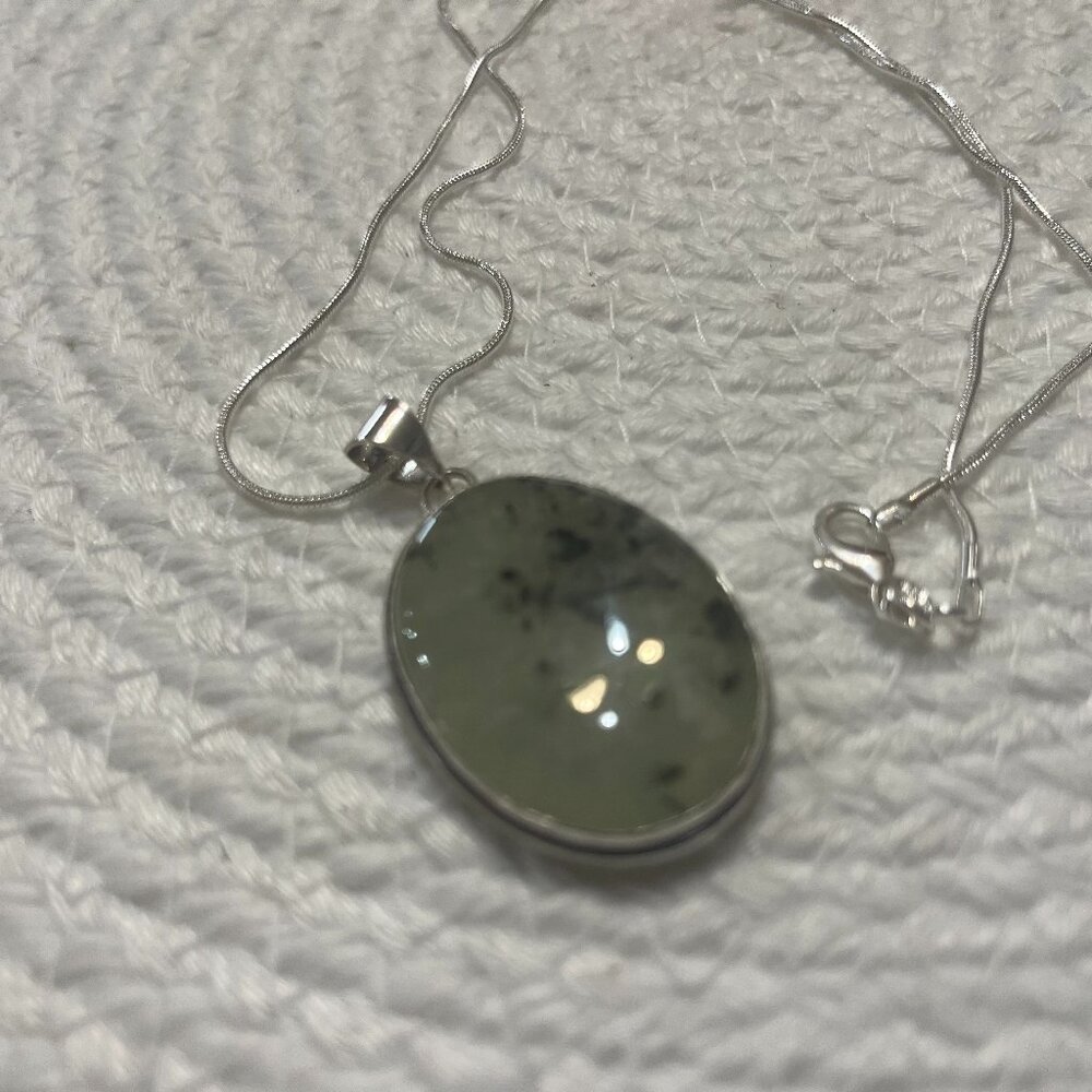 Natural GREEN PREHNITE Handmade Sterling 925 Pendant/Chain #31D